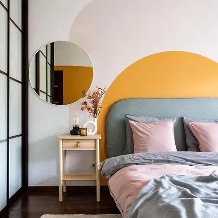 W Scislym Centrum Krakowa Z Parkingiem! *