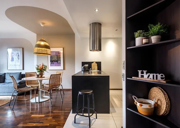 W Scislym Centrum Krakowa Z Parkingiem! *